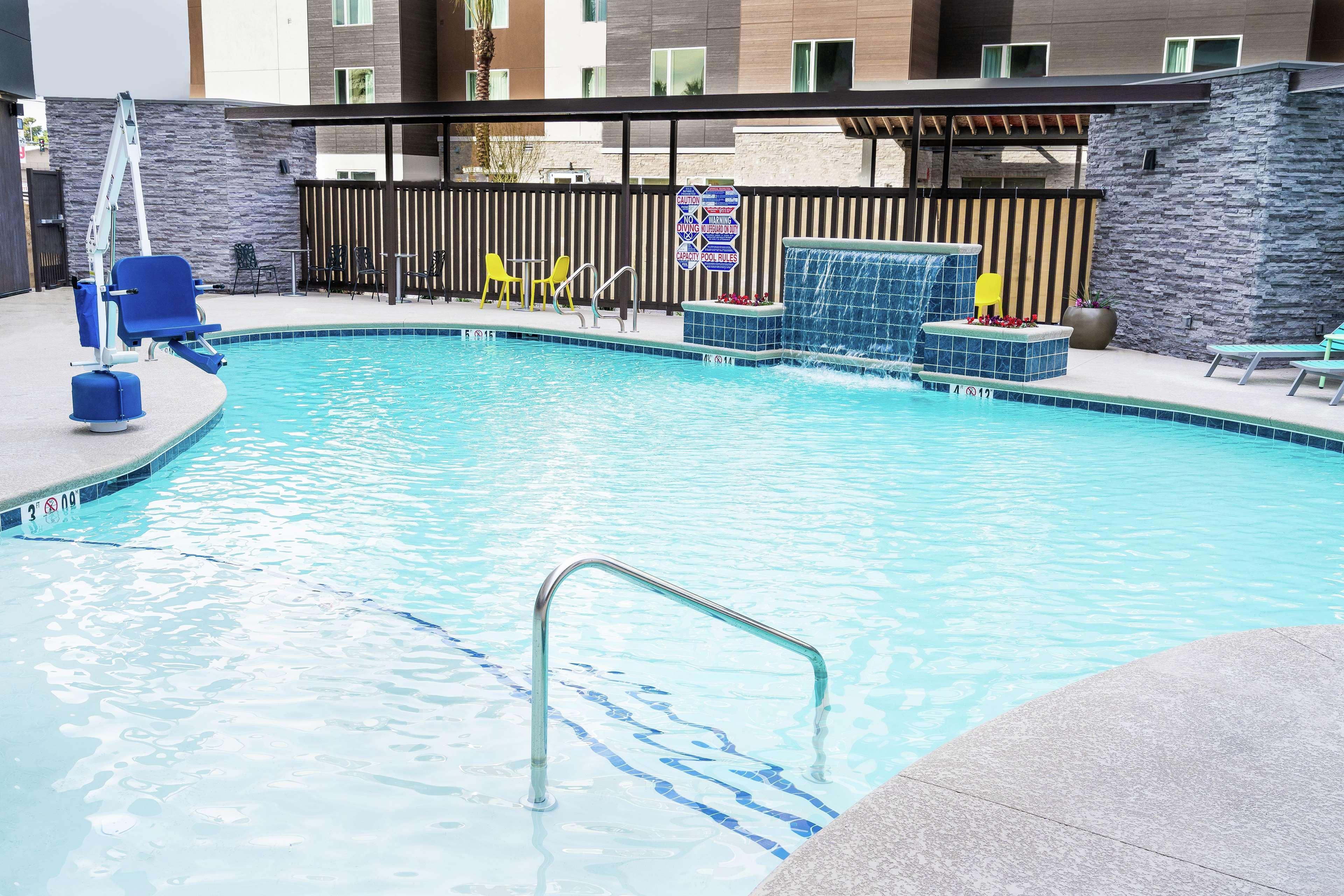 Home2 Suites By Hilton Las Vegas Stadium District Экстерьер фото